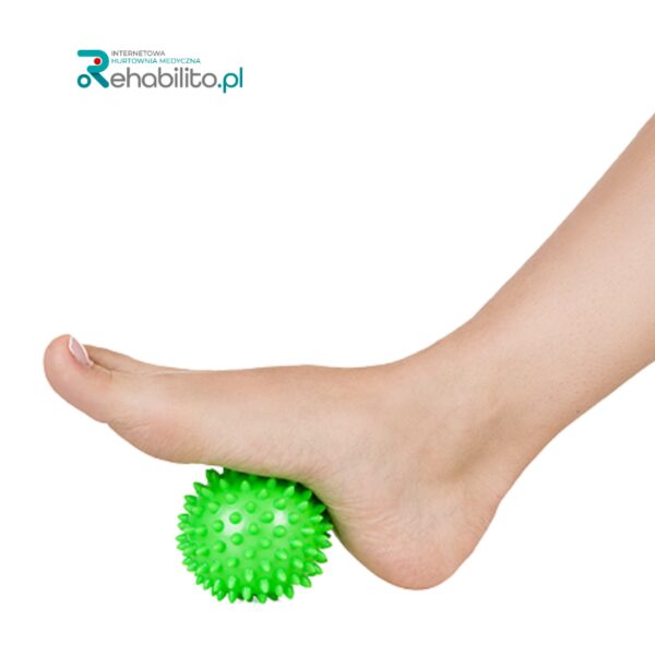 Piłeczka rehabilitacyjna z kolcami - Massage Ball Qmed